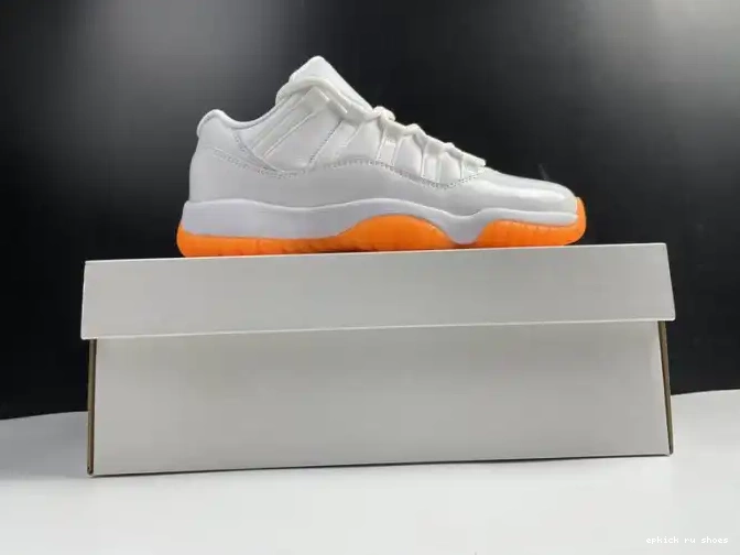 Rep CITRUS RETRO JORDAN AIR BRIGHT LOW 11 AH7860-139 0526